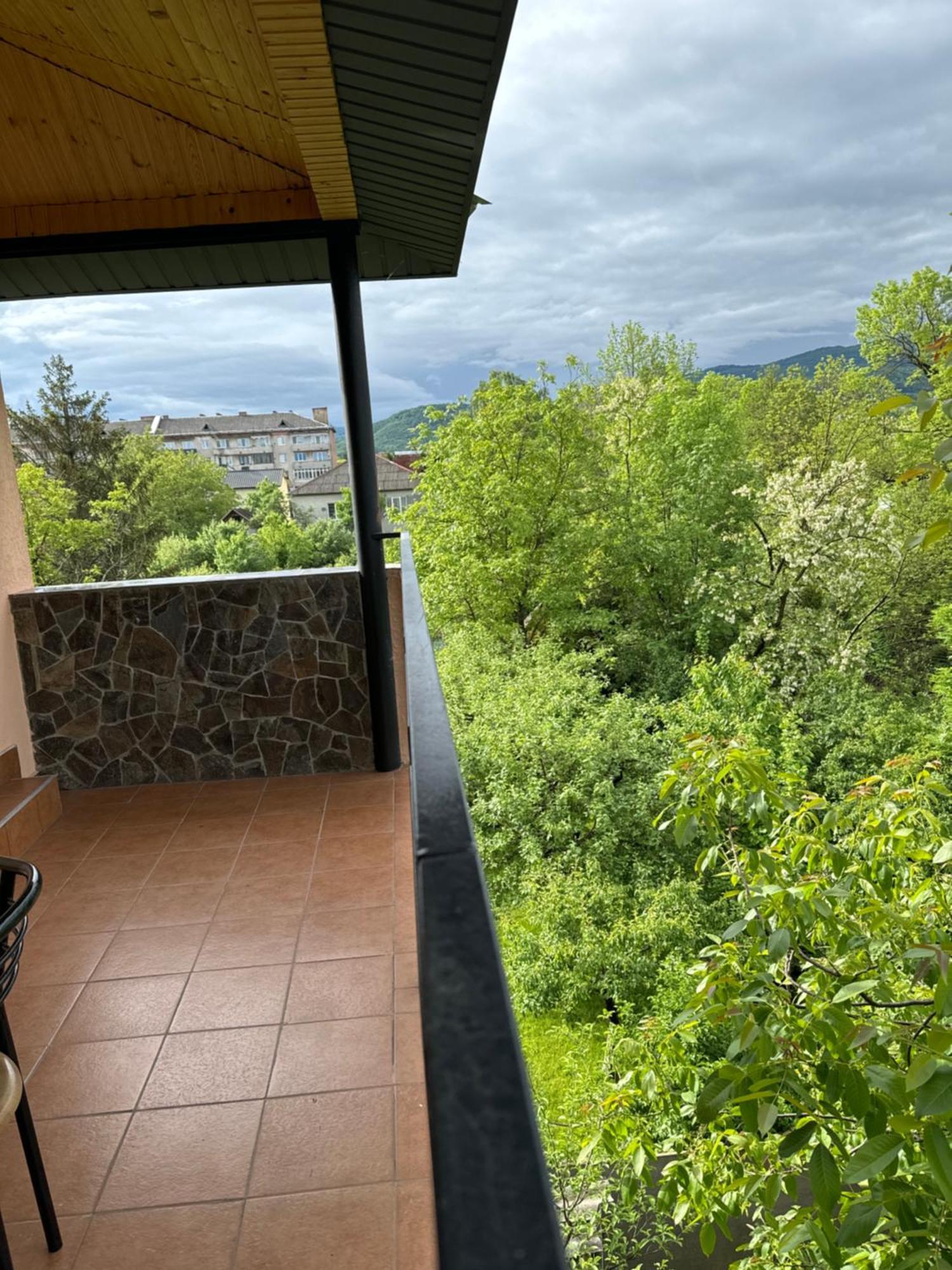 Еліт Hotel Svalyava Exterior foto